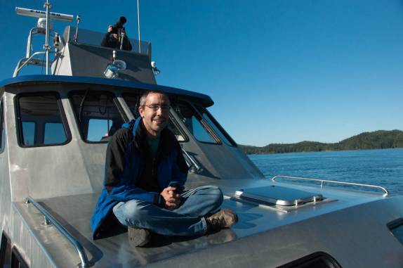 No barco durante passeio de em Telegraph Cove, na Vancouver Island, na Columbia Britânica, costa oeste do Canadá